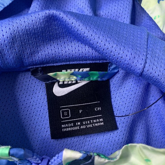 Nike Kids jacket & Shorts Set Size‎ Small Blue Floral Windrunner 2-Peice NWT - Picture 5 of 8
